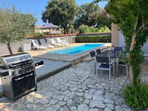 Piscina di Villa Lara 2 o nelle vicinanze