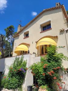 Tòa nhà nơi nhà nghỉ B&B tọa lạc