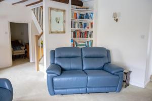 Istumisnurk majutusasutuses Honeysuckle Cottage Newton Ferrers