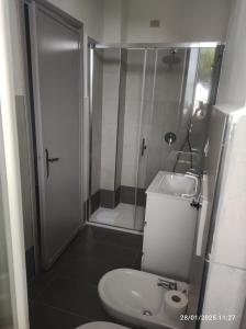 Ostello Villa Monte Mario的一间浴室