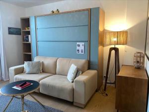 Część wypoczynkowa w obiekcie Studio moderne au cœur de Sauzon avec kitchenette et Wi-Fi - FR-1-418-227