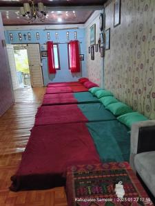Postel nebo postele na pokoji v ubytování Blessed Homestay + 3 fotografie
