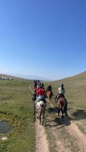 Fotografie z fotogalerie ubytování Horse riding&Kyzart Homestay v destinaci Dzhangyaryk