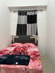 Postel nebo postele na pokoji v ubytování Alceo Homestay Family