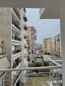 Un balcon sau o terasă la Cozy apartment 3