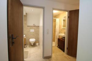 Kúpeľňa v ubytovaní Ferienwohnung Zirbenzapfen + 24 fotografií