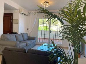 Część wypoczynkowa w obiekcie Villa Cañada torremolinos