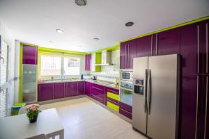 Kuchnia lub aneks kuchenny w obiekcie Villa Cañada torremolinos