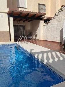 Basen w obiekcie Villa Cañada torremolinos lub w pobliżu