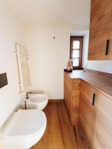 Koupelna v ubytování Maison Brenva Elegant A + 25 fotografií