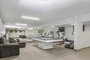 Phòng/tiện nghi tập thể dục tại Belle Maison by Homie