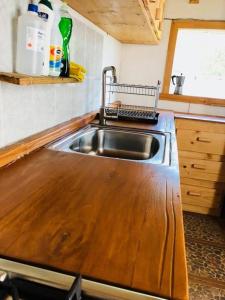 Fotografie z fotogalerie ubytování Habitación con 2 camas individuales en Hostal Taitai Las Cascadas v destinaci Puerto Octay