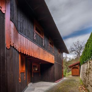 Bygningen som feriehuset ligger i