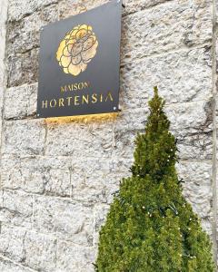 Certifikát, hodnocení, plakát nebo jiný dokument vystavený v ubytování Maison Hortensia