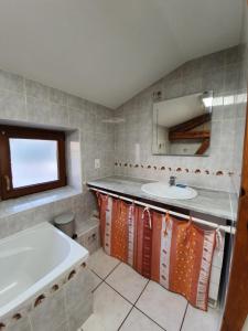 Koupelna v ubytování Gîte du Pilan