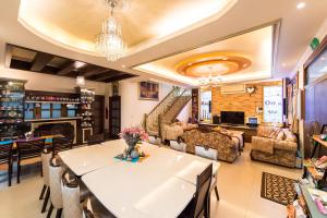 Ruang duduk di Mandy's House B&B