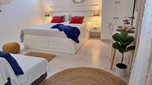 Postel nebo postele na pokoji v ubytování Apartments Teo 1