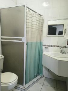 Koupelna v ubytování HOTEL BAEZA