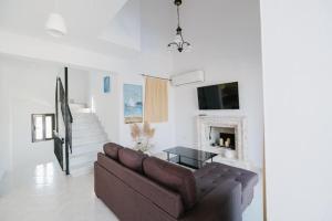 Gallery image of Twins Villas Irini & Vasiliki in Afantou