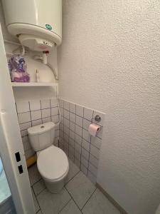 Salle de bains dans l'établissement Appartement 4 personnes à 50 m de la plage
