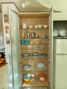 A kitchen or kitchenette at Casa al Mare con Giardino Privato