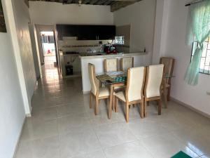 Kuchyň nebo kuchyňský kout v ubytování Apartamento La Morada