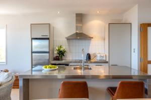 Gallery image of The Sands - Apartment 5 - Stay Waiheke in Onetangi