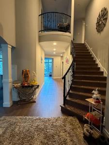 Φωτογραφία από το άλμπουμ του Bellevue Luxury Home σε Bellevue