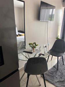 Televisyen dan/atau pusat hiburan di The Millennial apartment