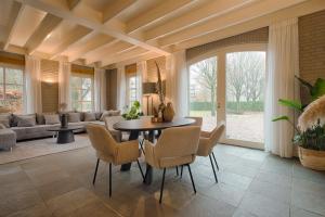 Χώρος καθιστικού στο Stunning Catena Property