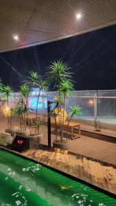 Πισίνα στο ή κοντά στο 3B3B Luxury Beach Condo with Breathtaking Views