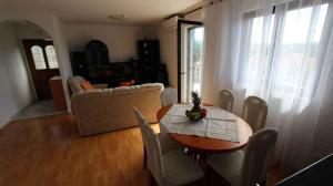 Posezení v ubytování Apartment in Malinska 12