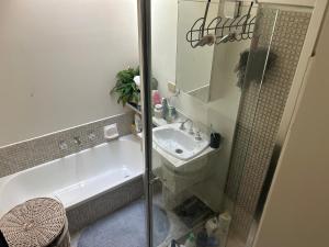 Afbeelding uit fotogalerij van Home away from home in Mentone