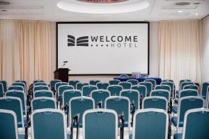 Welcome Hotel商务区和/或会议室