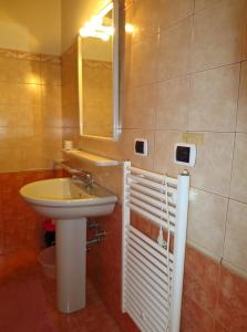 Koupelna v ubytování Apartment no 32 I Mirti di Porto Pozzo