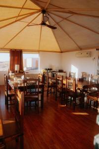 Restaurace v ubytování Silent Dunes Camp