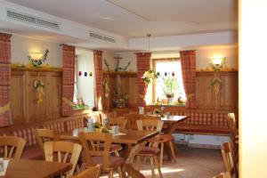 Restaurace v ubytování Gasthaus Gumping