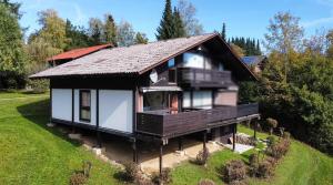 Το κτήριο όπου στεγάζεται  το διαμέρισμα