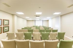 Área de negócios e/ou sala de conferências em Avenida Boutique Hotel