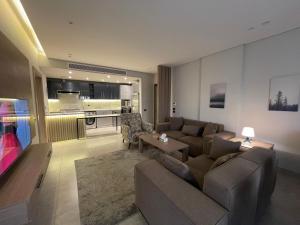 Kuchyň nebo kuchyňský kout v ubytování شقة فندقية الشيخ زايد - Zayed Suites C