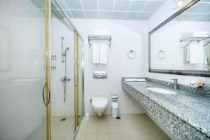 A bathroom at Villa Sunflower Hotel - All Inclusive