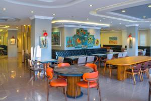 A seating area at Villa Sunflower Hotel - All Inclusive