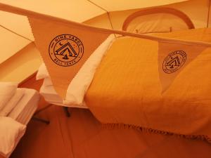 科尔雷恩Nine Yards Bell Tents - Coleraine的相册照片