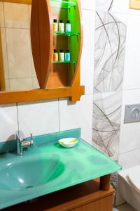 Koupelna v ubytování Leontopolis Apart Otel + 37 fotografií