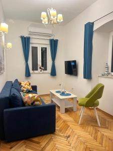 Μια τηλεόραση ή/και κέντρο ψυχαγωγίας στο Apartment La Piedra Budva
