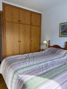 Posteľ alebo postele v izbe v ubytovaní Apartamento Falcó 1 muy luminoso