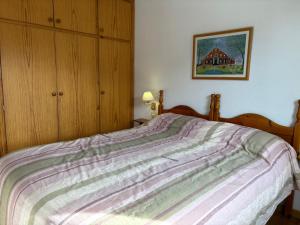 Posteľ alebo postele v izbe v ubytovaní Apartamento Falcó 1 muy luminoso
