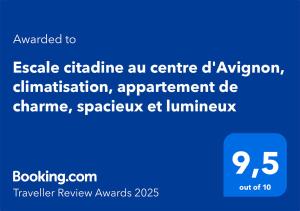a screenshot of a phone screen with the text emailed to assemble childcare an centre d at Escale citadine au centre d'Avignon, climatisation, appartement de charme, spacieux et lumineux in Avignon