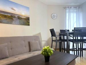 Posedenie v ubytovaní Apartamenty Bryza-Matejki 1B-Parking