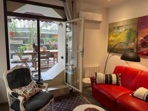 Posezení v ubytování Promenade des Anglais With AC Near Negresco